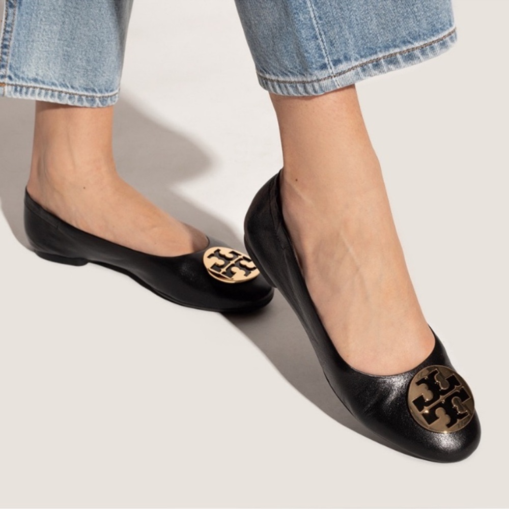 Tory Burch Claire Black Pebbled Leather Classic Rounded Toe Slip On Flats